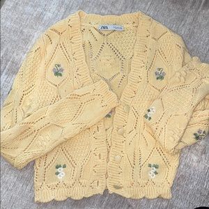 Zara Embroidered Floral Yellow Cardigan Sweater